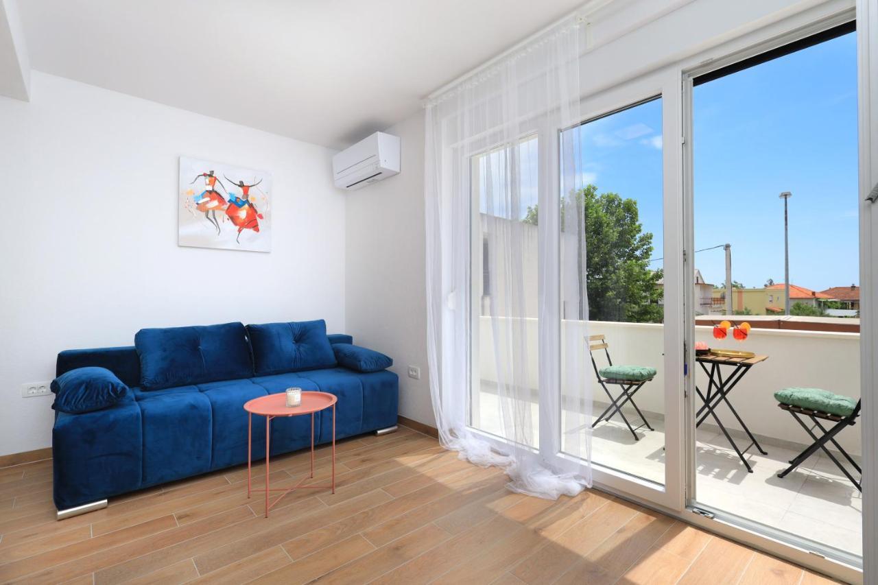Bonaca Apartments With Terrace And Private Parking Kaštela المظهر الخارجي الصورة